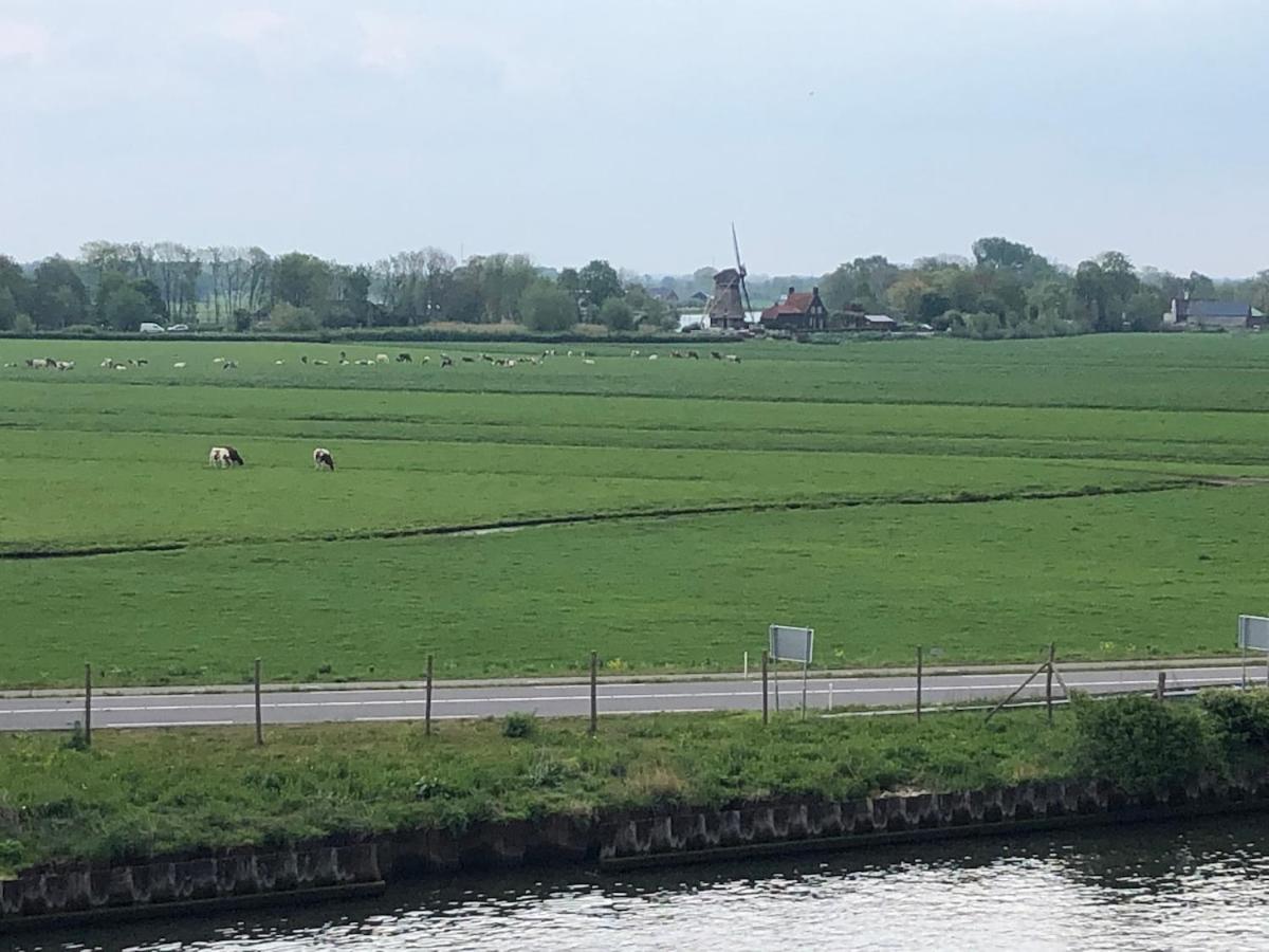 Nigtevecht Rural Chalet Aan De Vecht Near Amsterdam מראה חיצוני תמונה
