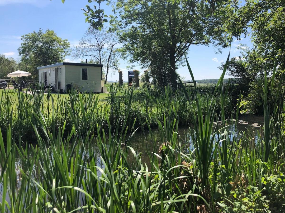 Nigtevecht Rural Chalet Aan De Vecht Near Amsterdam מראה חיצוני תמונה